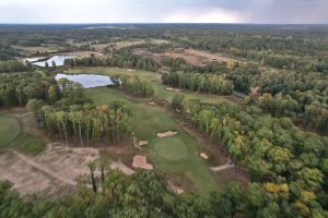 Les Bordes (New) 10th Back Aerial